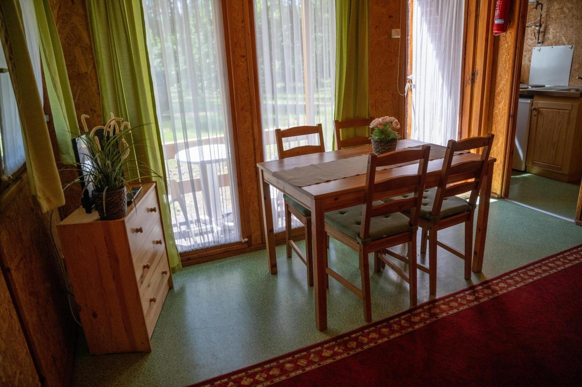 "Lesne Ustronie" Villa Byslaw Luaran gambar